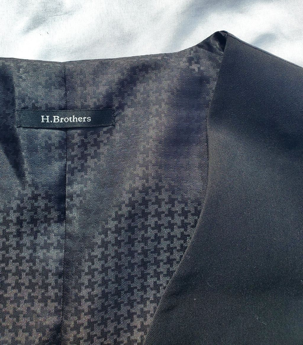 Hallensteins Slim Core Waistcoat NEW (Size 2XL)