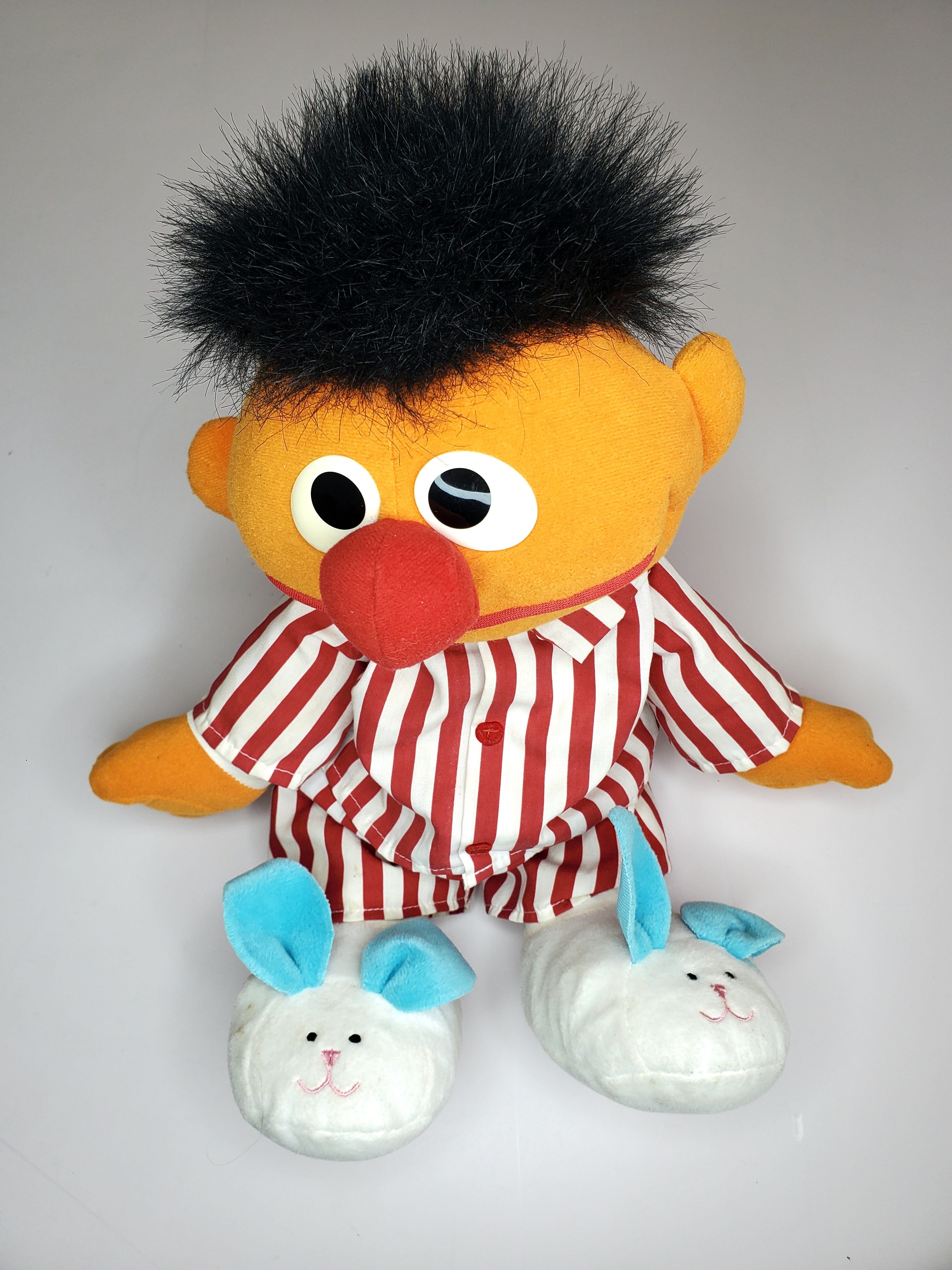Vintage 1996 Tyco Sesame Street Ernie in Pajamas Large Plush 45-50cm Battery operated
