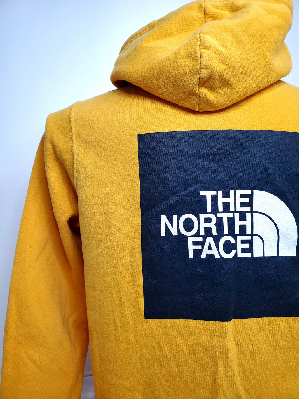 The North Face Box Graphic Hoodie (Size M)
