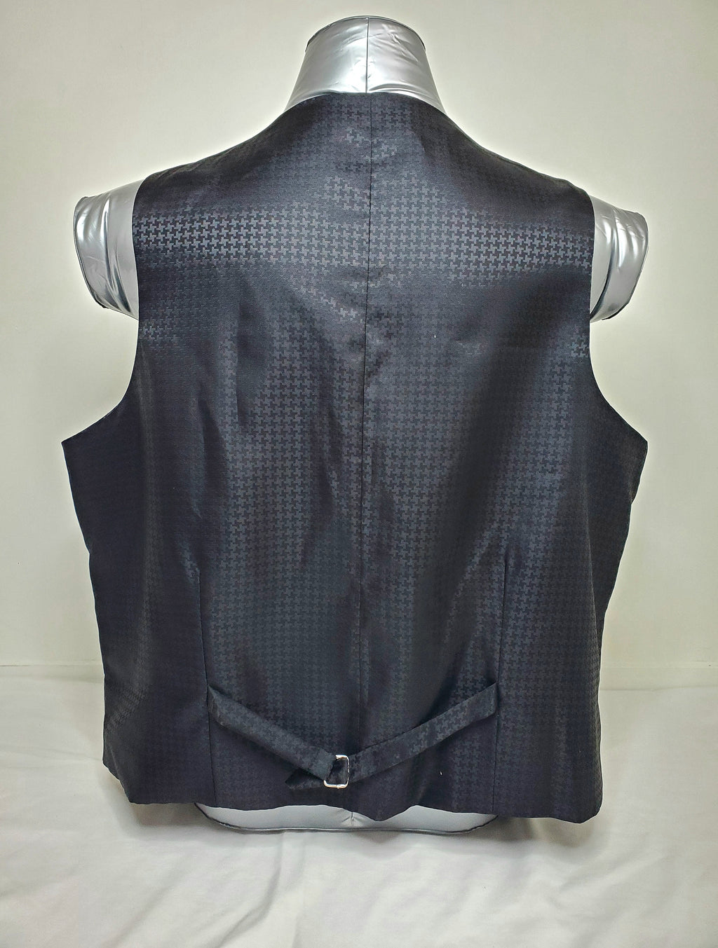 Hallensteins Slim Core Waistcoat NEW (Size 2XL)