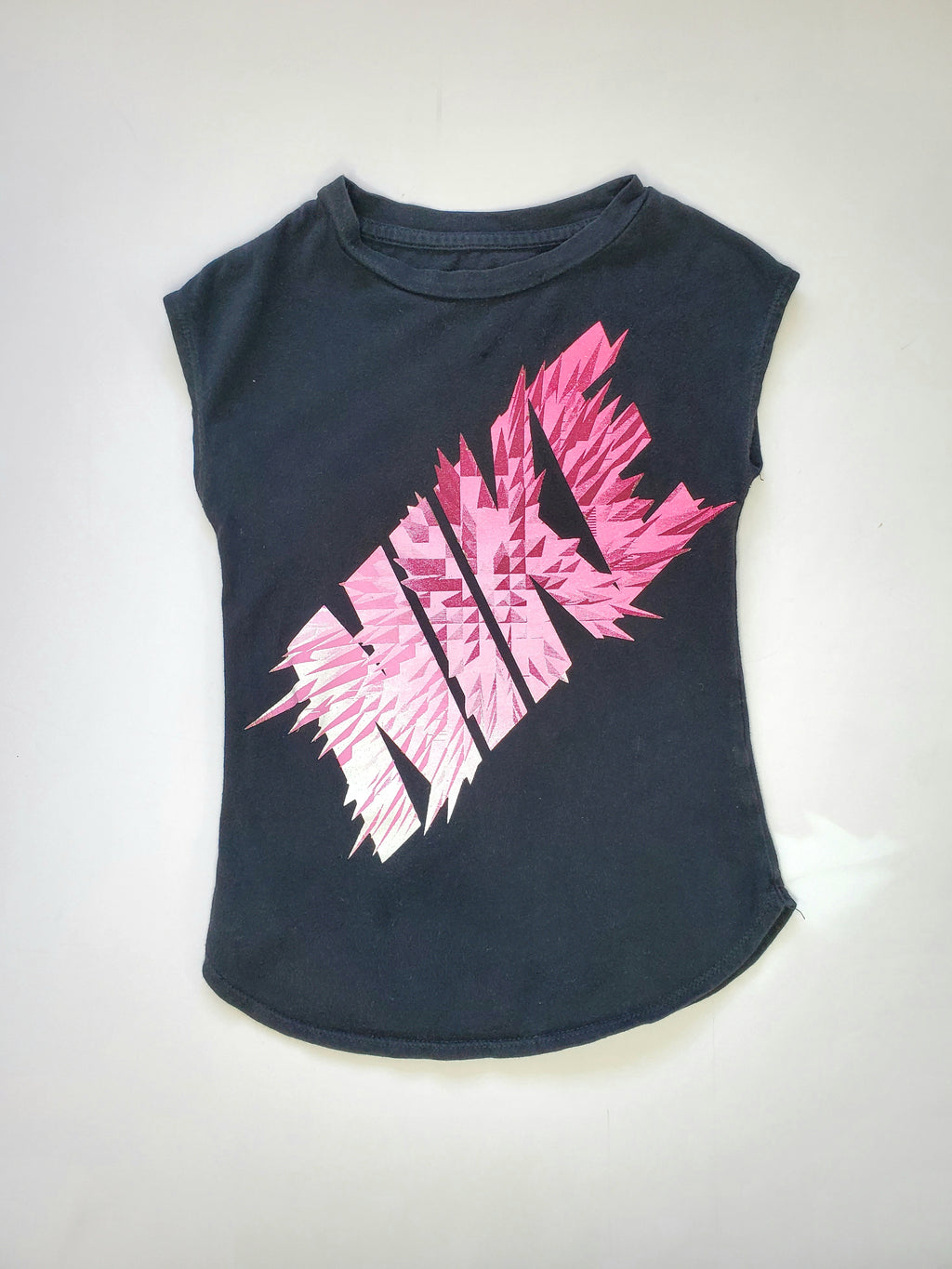 Nike Sleeveless Tee (Size 4 years)