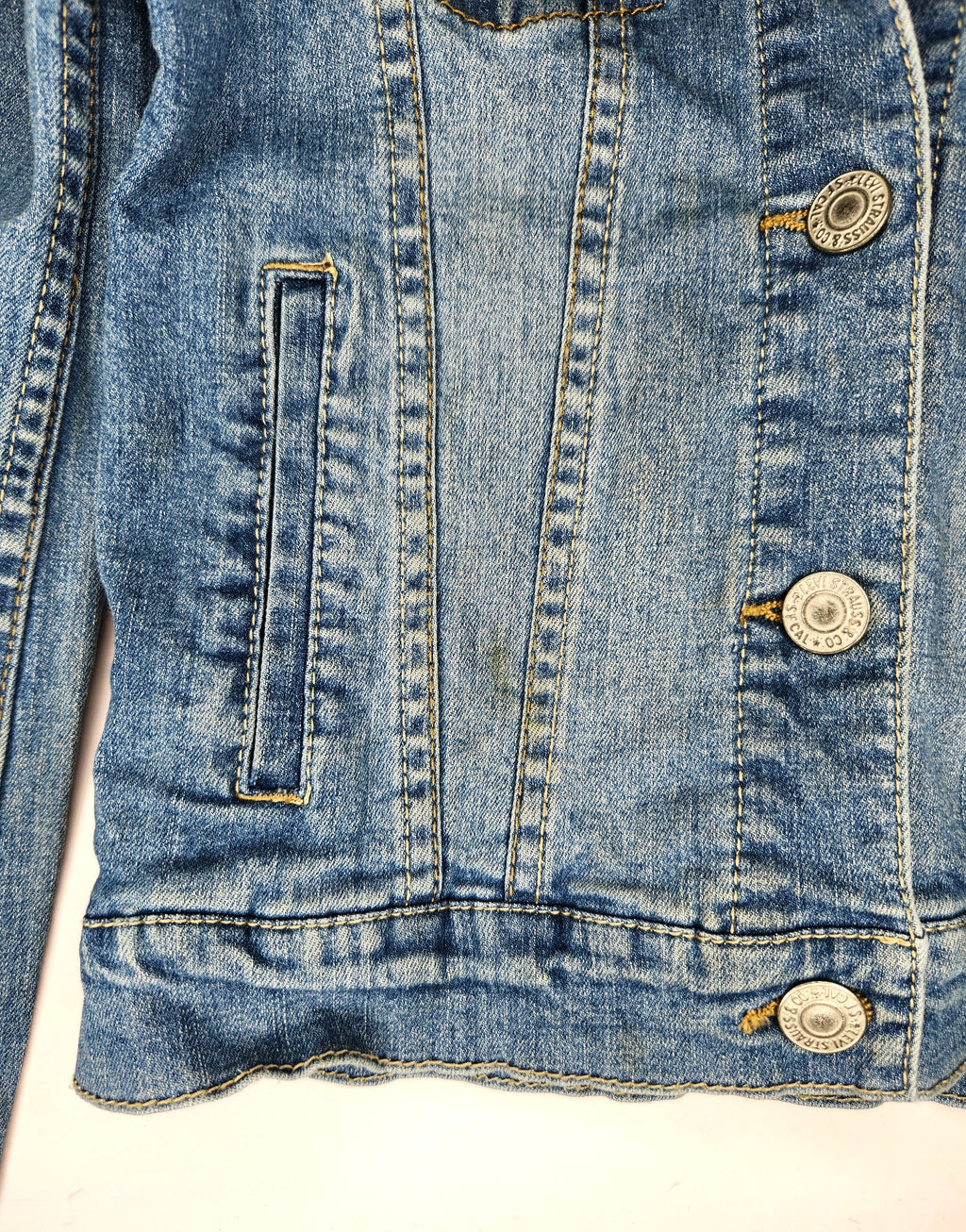 Levi's Denim Jacket (Size 6 years)