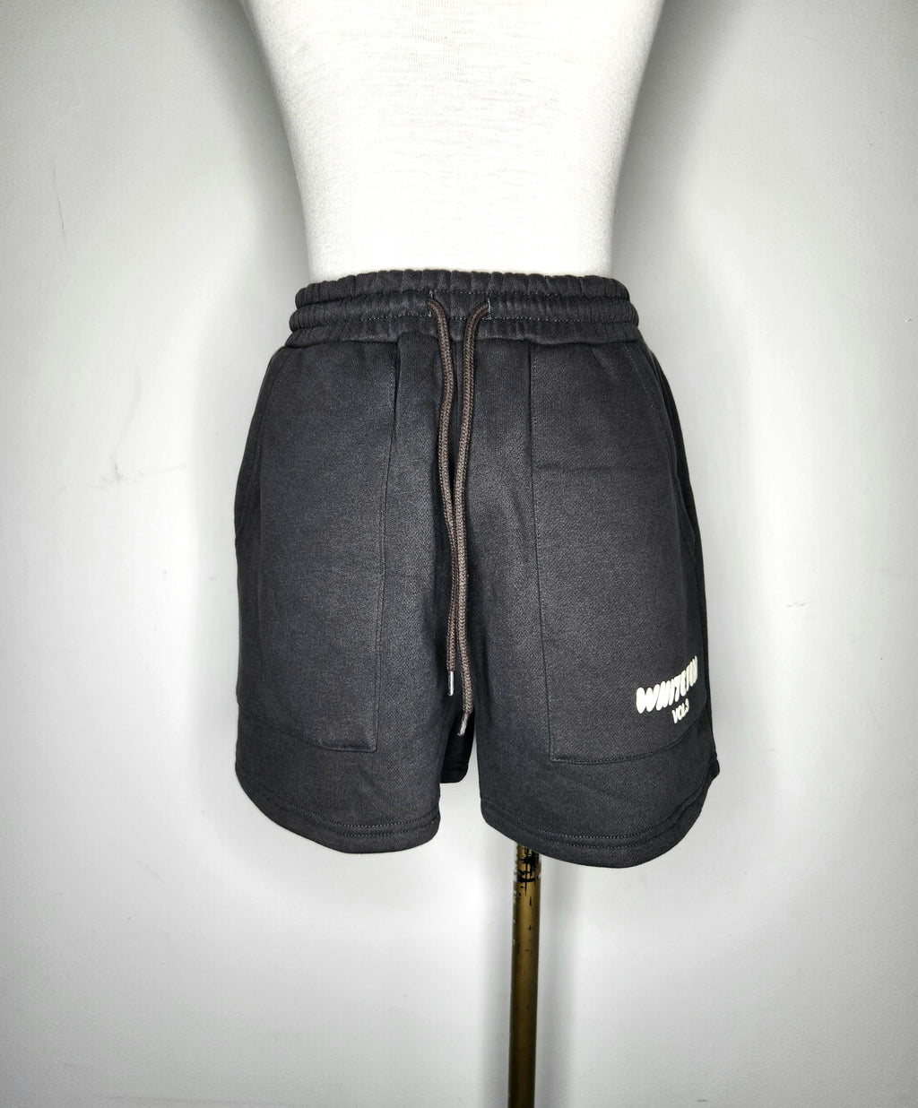White Fox Fleece Lined Loose Fit Shorts NEW (Size 6)