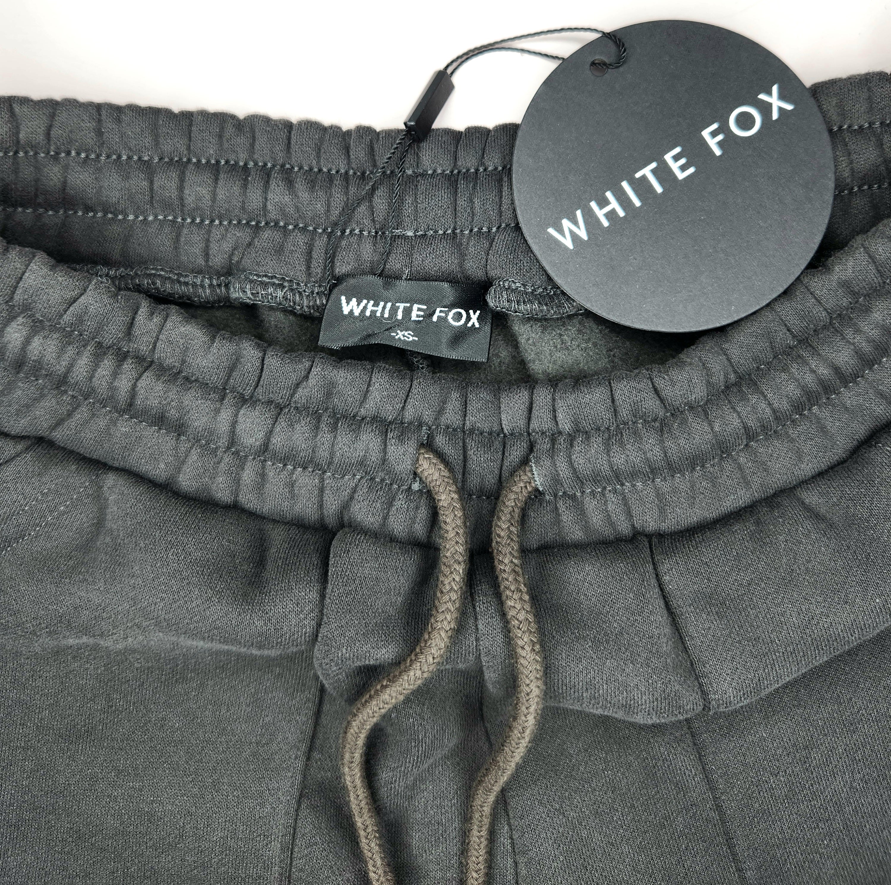 White Fox Fleece Lined Loose Fit Shorts NEW (Size 6)