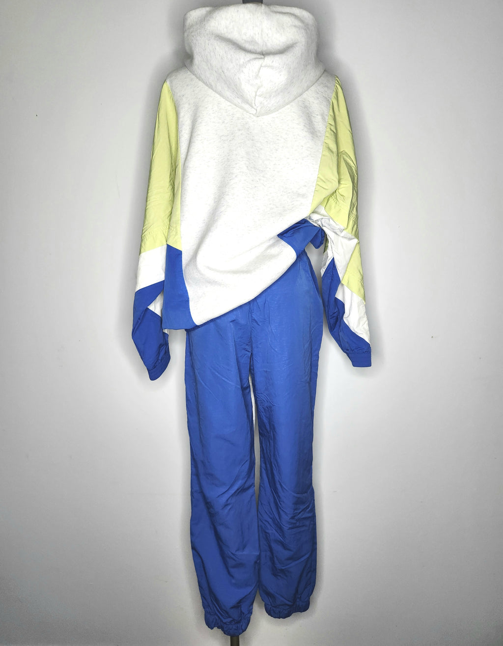 Nike Retro Matching Active Tracksuit Set, Windbreaker panels (Size 6-8)