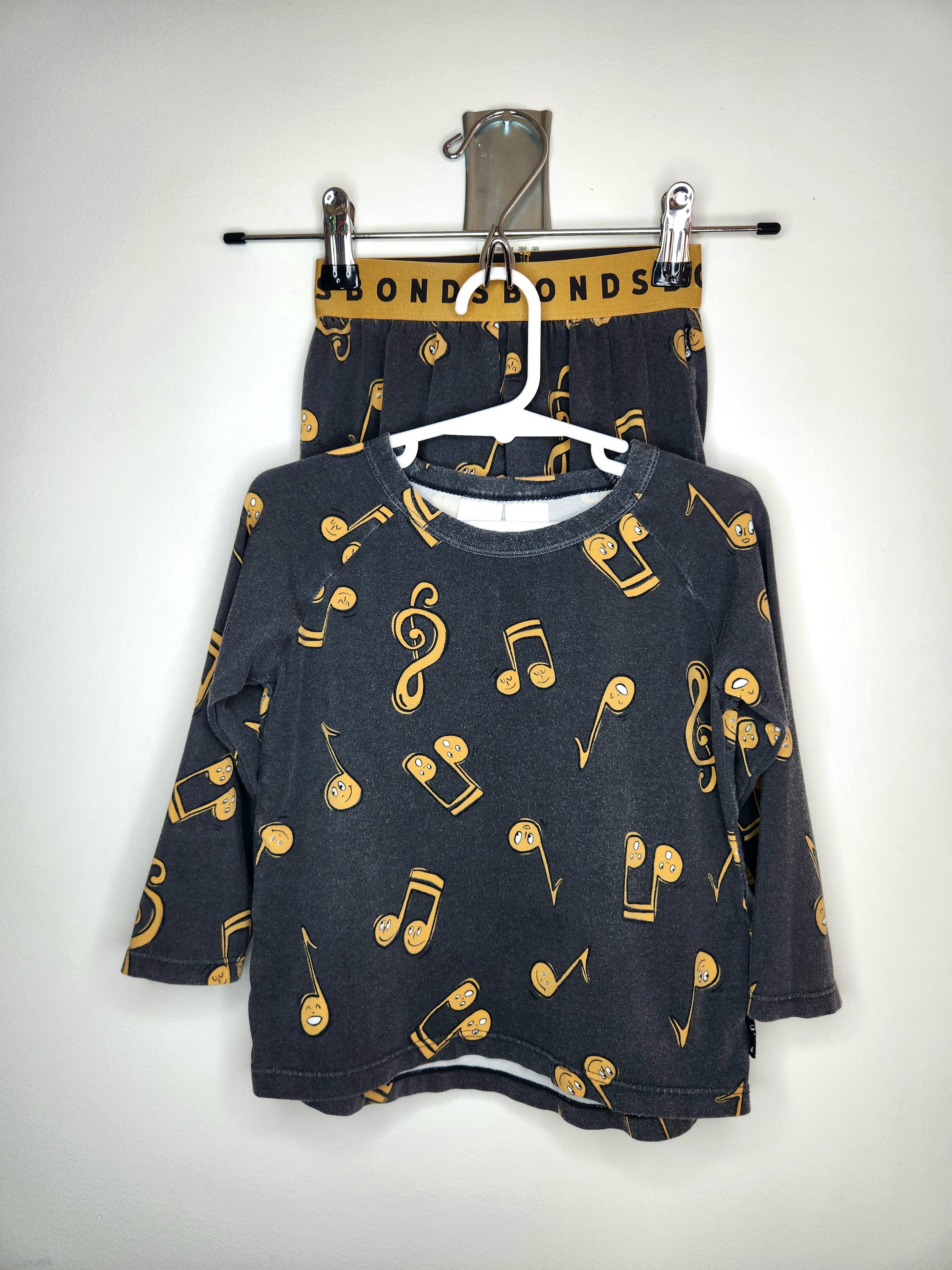 Bonds Musical Notes Print Matching Pajama Sleep Set (Size 2 years)
