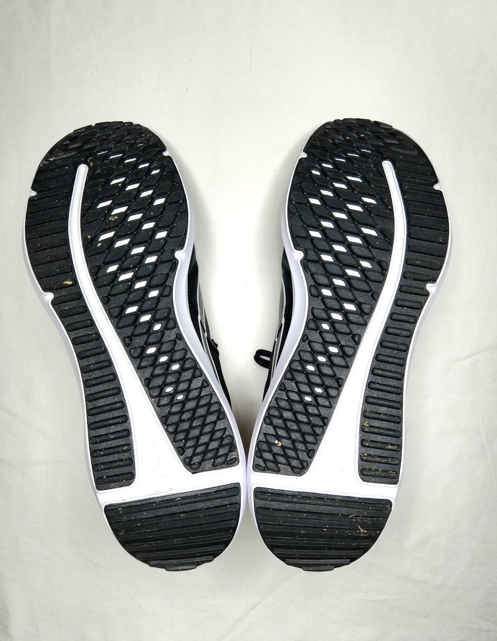 Nike Downshifter 12 Road Running Shoes (Size Men's US 13)