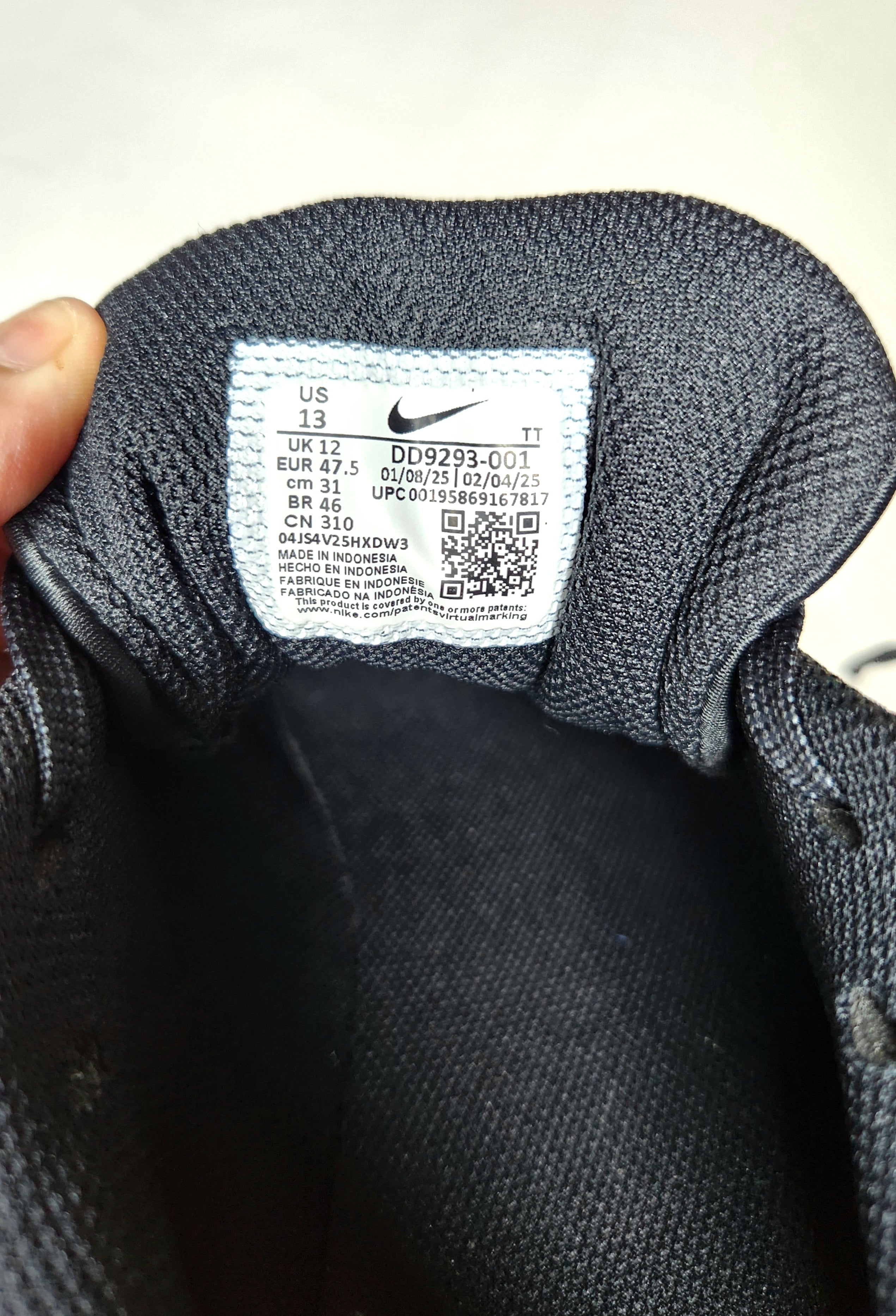 Nike Downshifter 12 Road Running Shoes (Size Men's US 13)