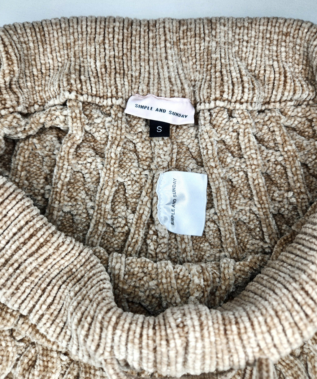 Simple and Sunday Chunky Cable Knit Tapered Leg Lounge Pants (Size 8)