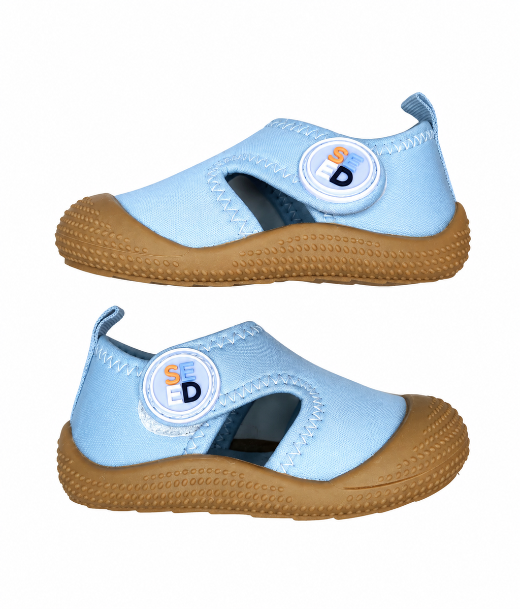 Seed Heritage Sand & Water Beach Shoes with Velcro Closure (Size EUR 22-23)