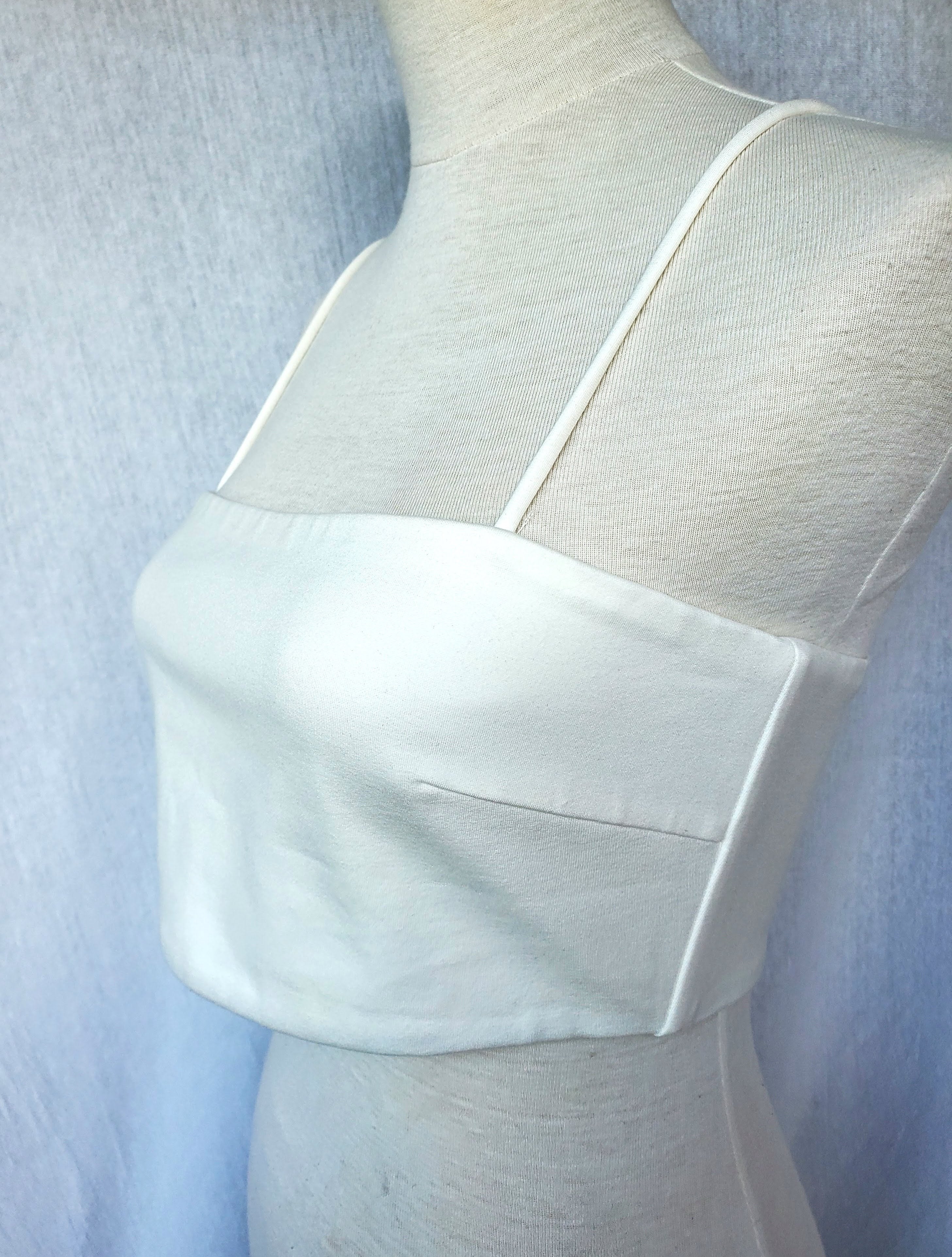 Ultra Cropped Top (Size 10)
