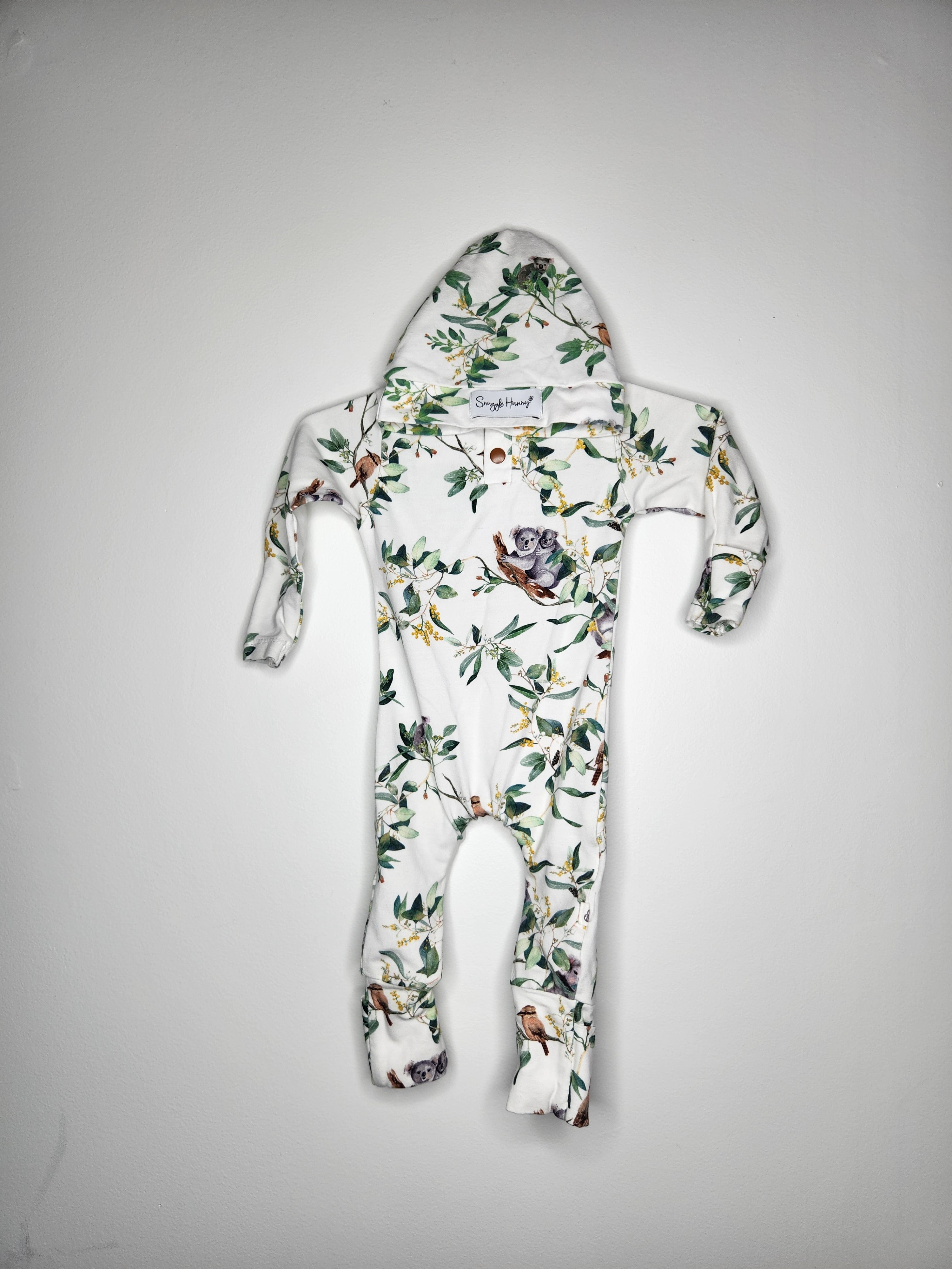 Snuggle Hunny Olive Bodysuit + Hat (Size Newborn)