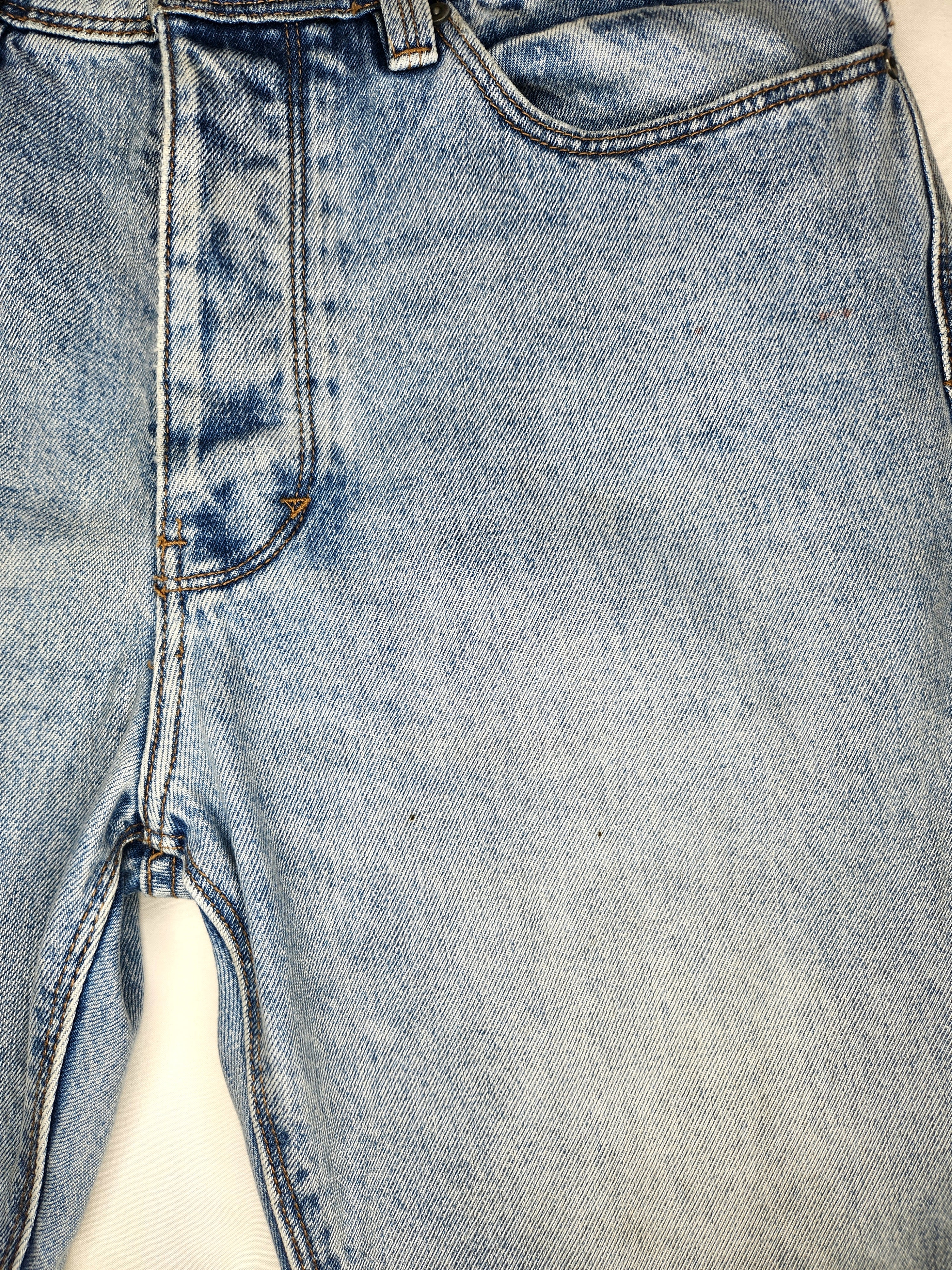 Abrand Denim Straight Leg High-Rise Mom Jeans (Size 12)