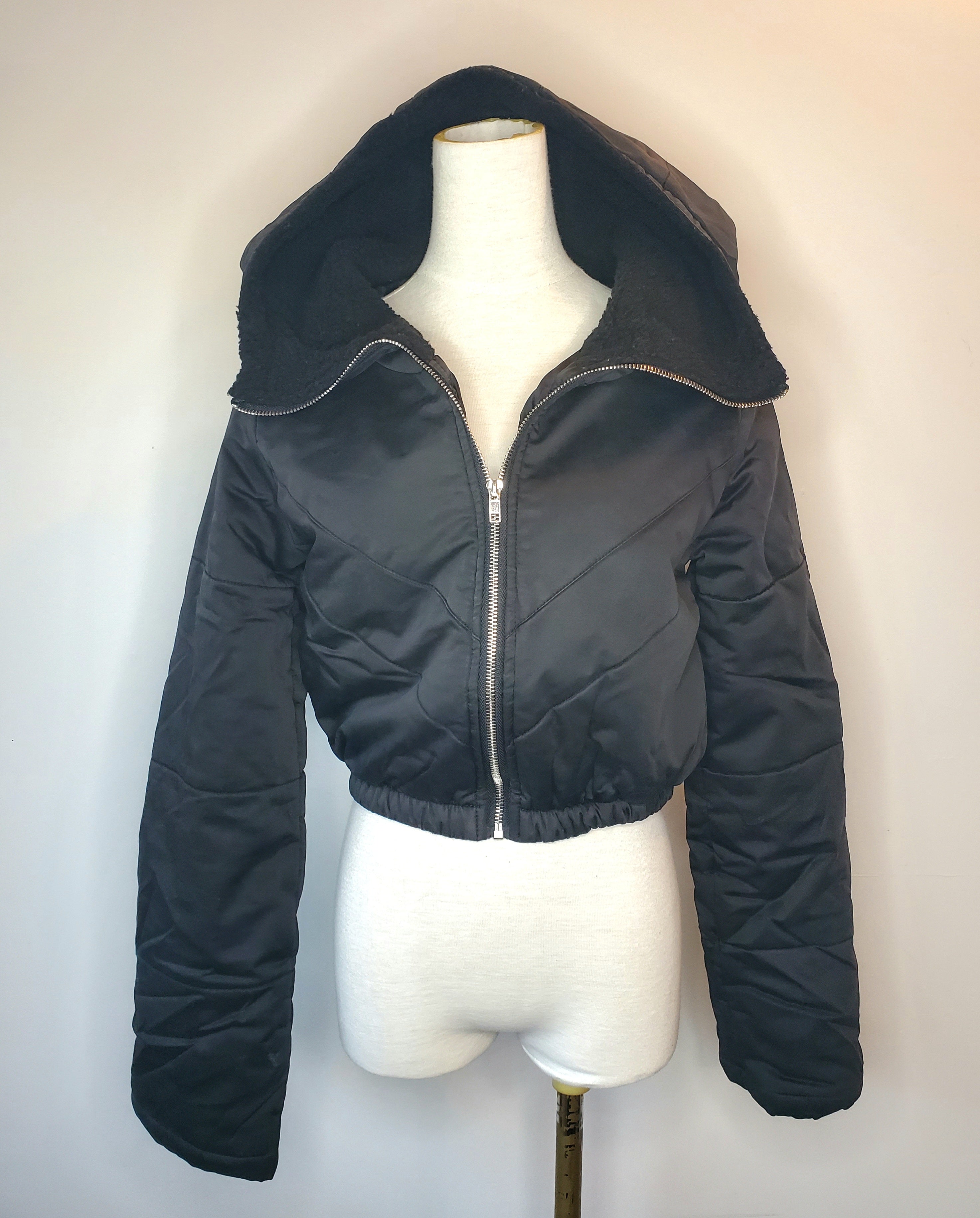 Princess Polly Full Zip Sherpa Jacket (Size 8)