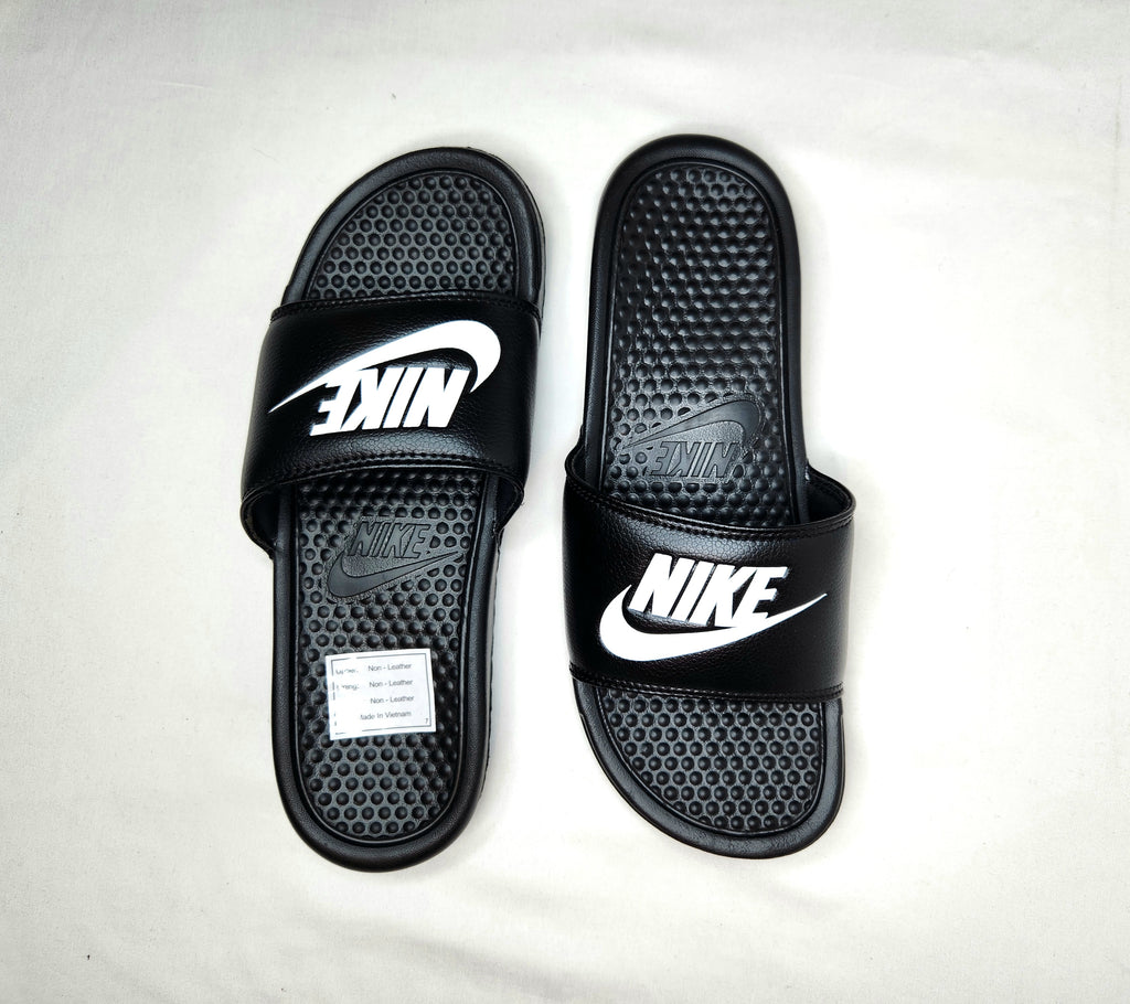 Nike Slip-On Shoes (US 9)