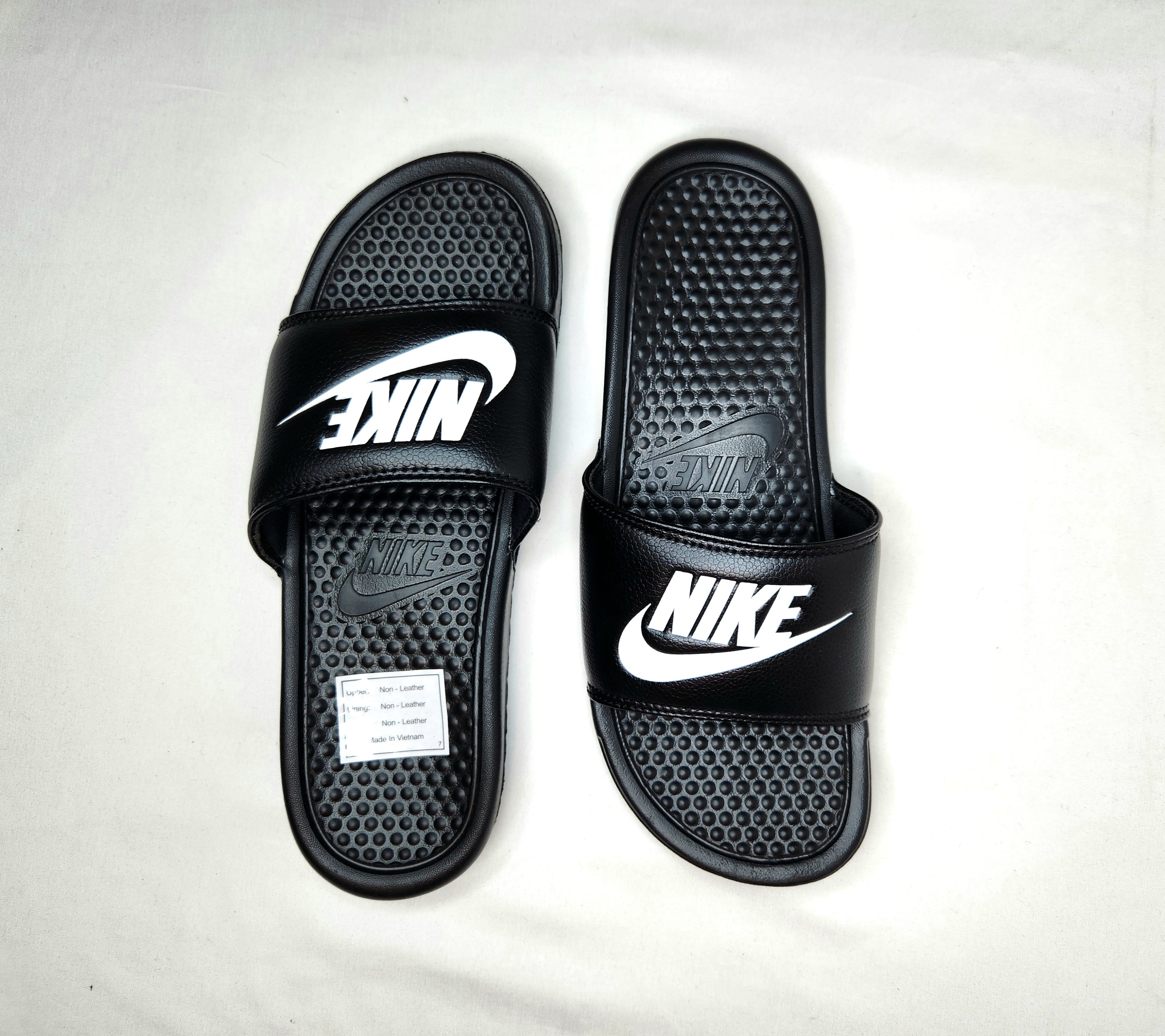 Nike Slip-On Shoes (US 9)
