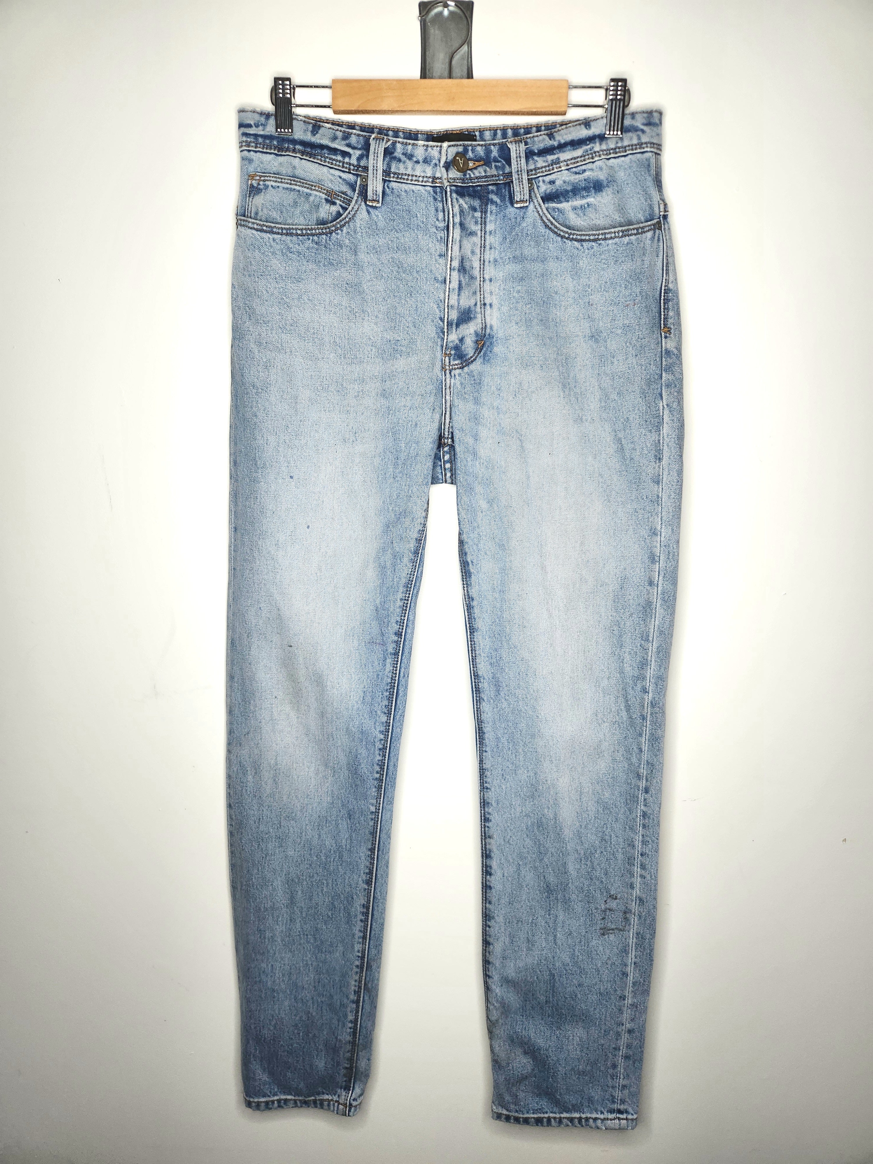 Abrand Denim Straight Leg High-Rise Mom Jeans (Size 12)