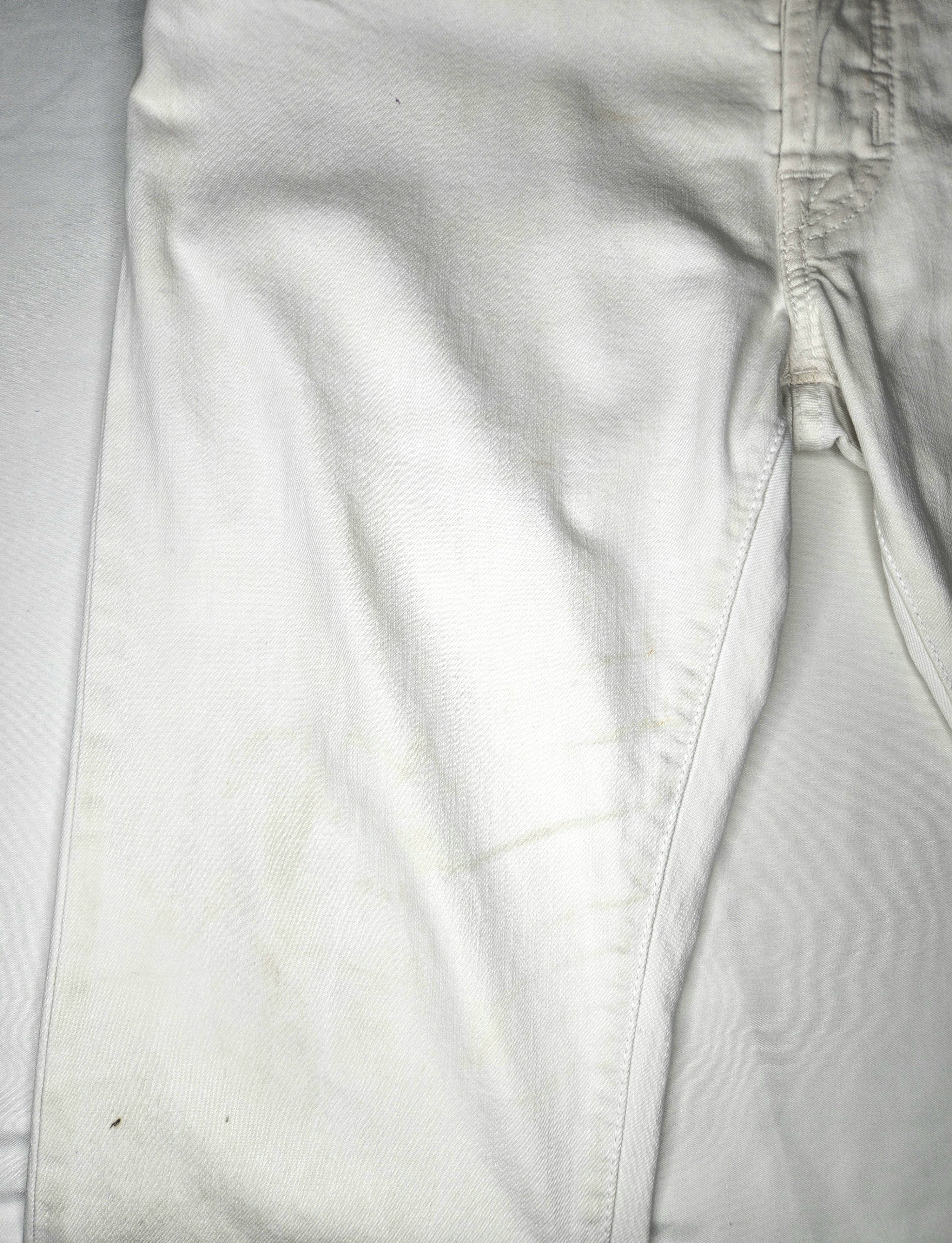 Jacob Cohen Premium Straight Leg Tailored Denim Jeans with Button Closure (Size L)