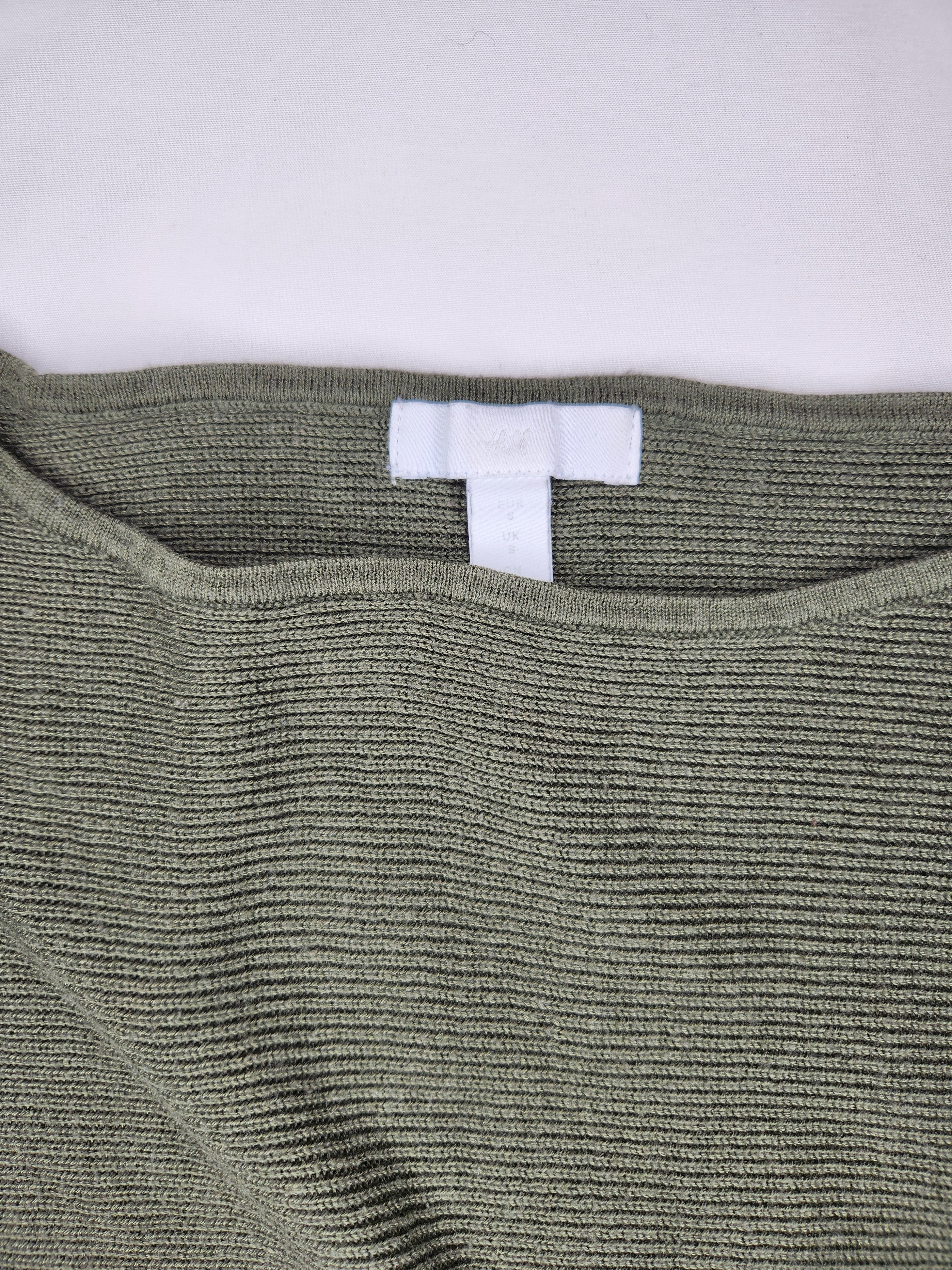 H&M Wool Blend Relaxed Fit Knitted Sweater (Size 8)