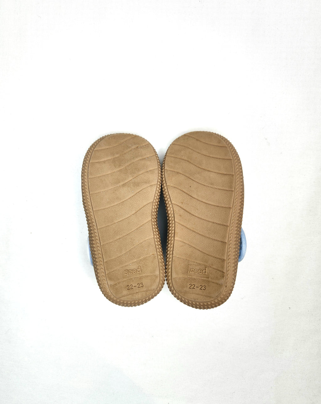 Seed Heritage Sand & Water Beach Shoes with Velcro Closure (Size EUR 22-23)