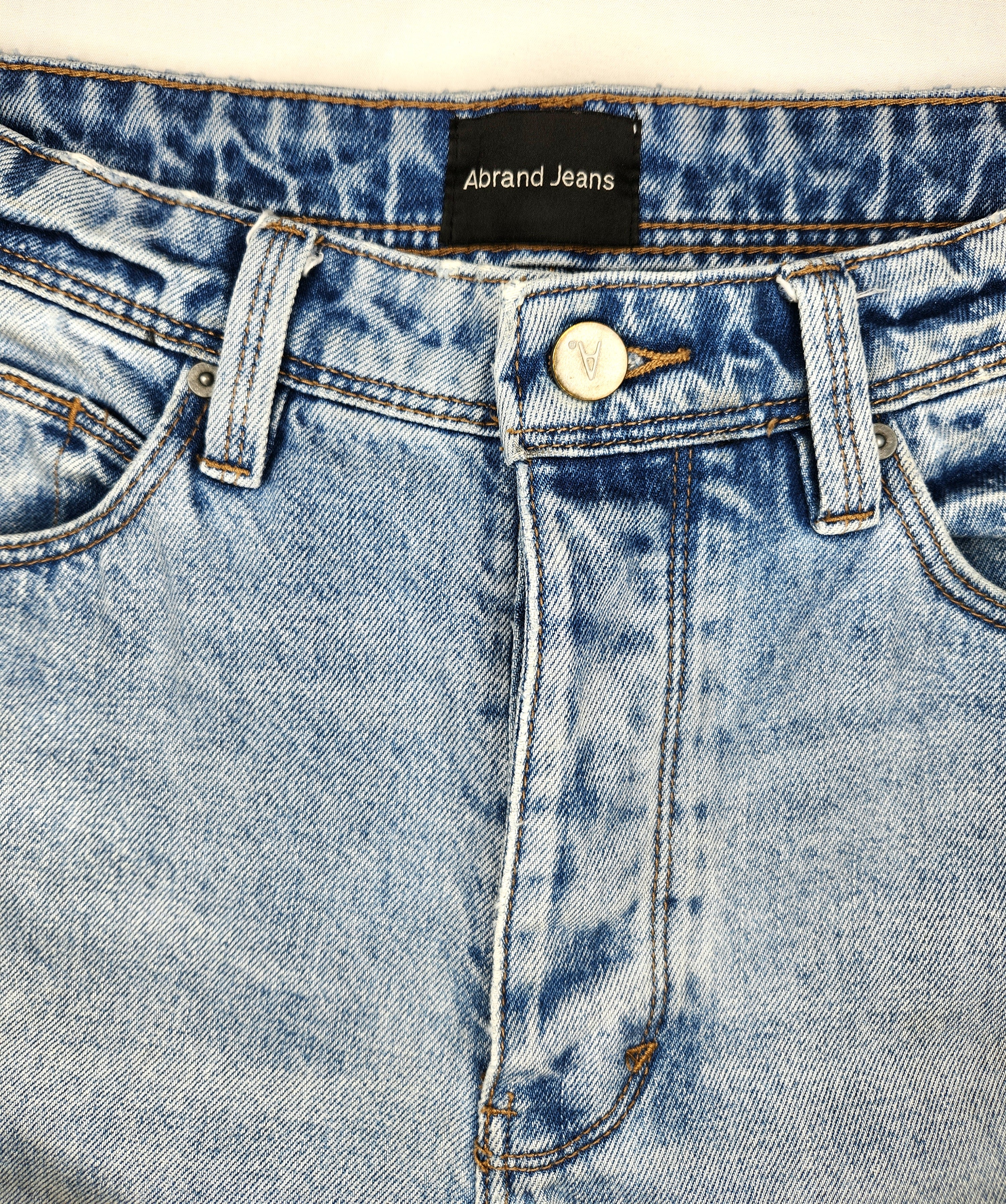 Abrand Denim Straight Leg High-Rise Mom Jeans (Size 12)