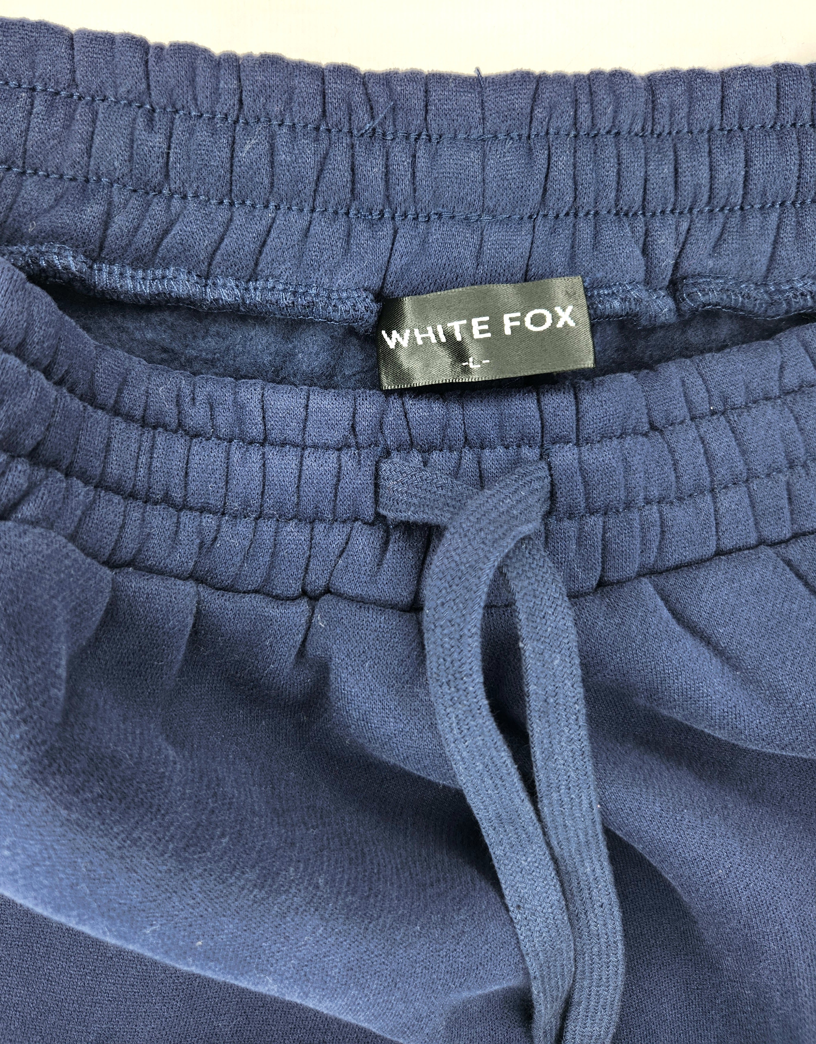 White Fox Fleece Lined Loose Fit Shorts (Size 12)