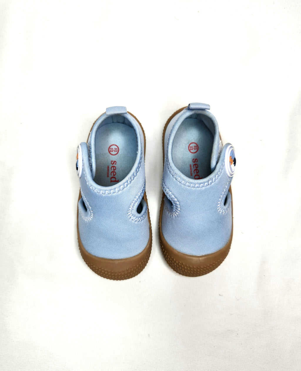 Seed Heritage Sand & Water Beach Shoes with Velcro Closure (Size EUR 22-23)